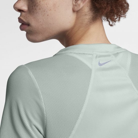 Nike Dri-FIT Miler | Barely Grey - Click Image to Close