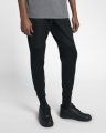 Nike Sportswear Tech Knit | Black / Black