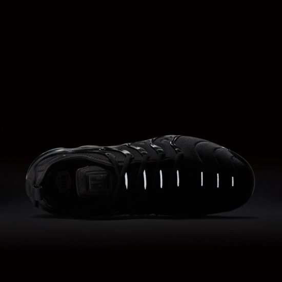 Nike Air VaporMax Plus | Black / Dark Grey / Black - Click Image to Close