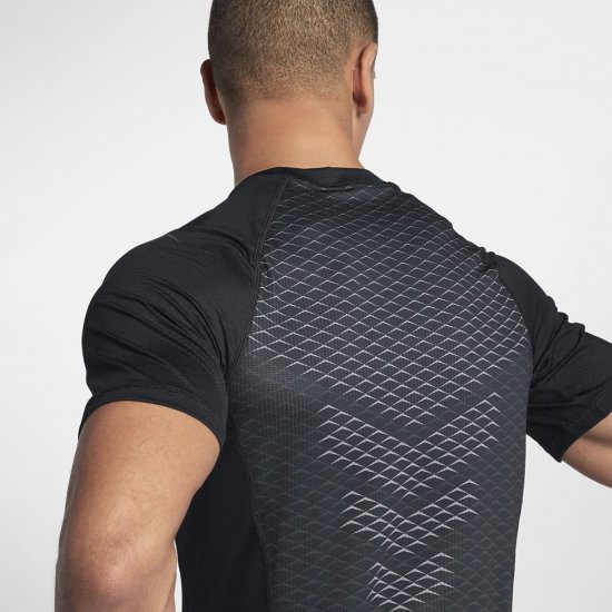 Nike Pro HyperCool | Black / Black / Dark Grey - Click Image to Close