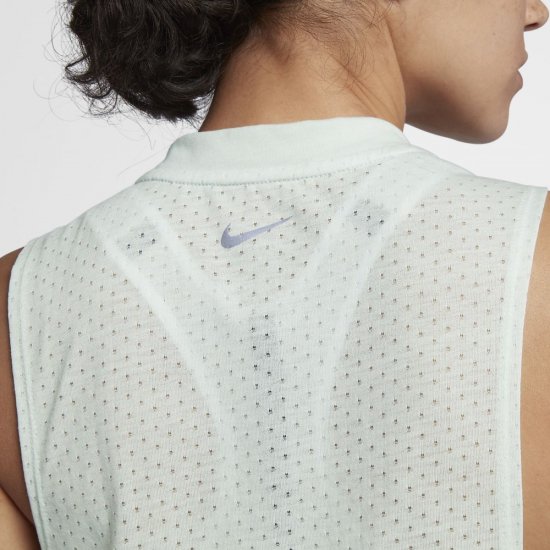 Nike Dri-FIT Tailwind | Barely Grey / Heather - Click Image to Close