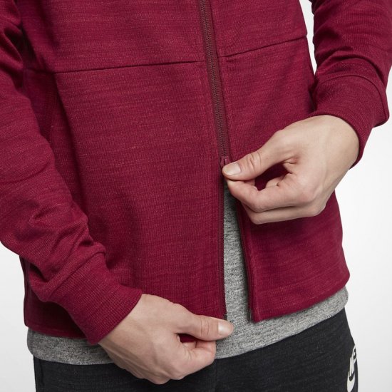 Nike Sportswear Advance 15 | Team Red / Heather / Team Red / White - Click Image to Close