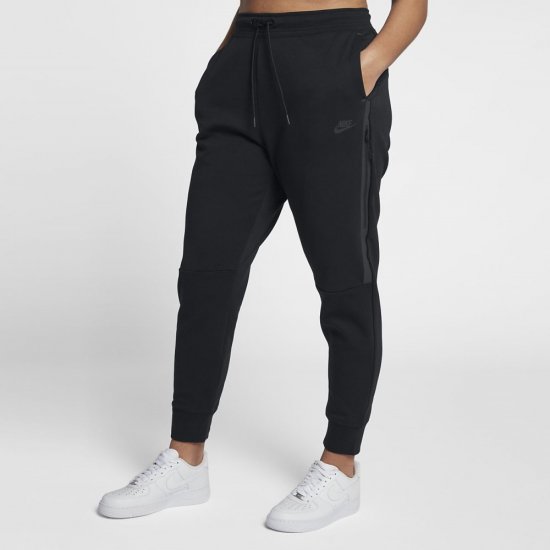 Nike Sportswear Tech Fleece | Black / Black - Click Image to Close